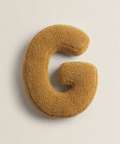 アルファベットイニシャルクッション