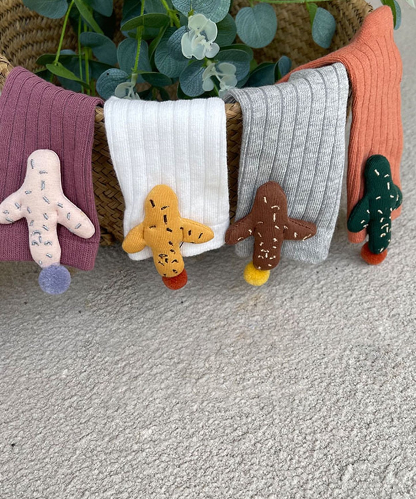 【mosox】かわいい立体サボテン付きkidsロング丈靴下4点セット