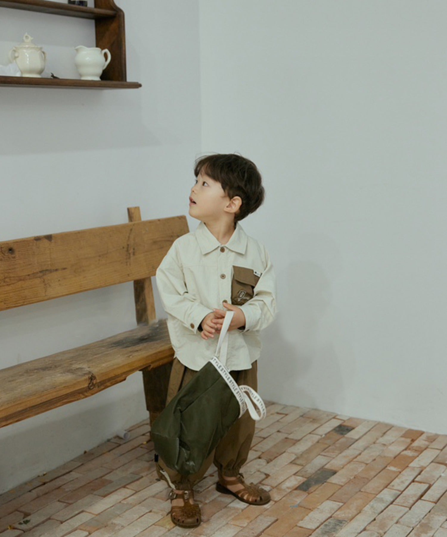 【aimoha-KIDS-】子供服 胸ポケット付きシャツ＋パンツ上下セットアップ