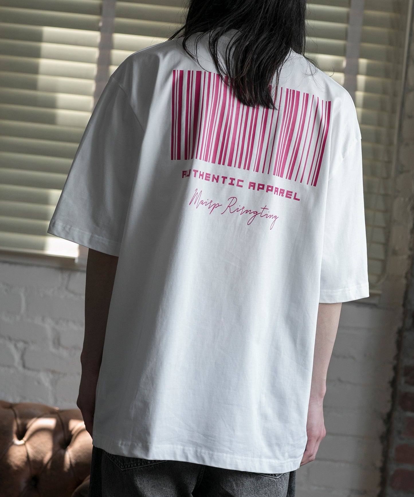【aimoha neo】QUALITY COTTON BAR CODE LOOSE FIT TEE