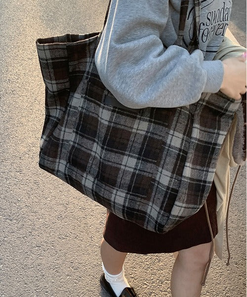 チェック柄トートバッグ
