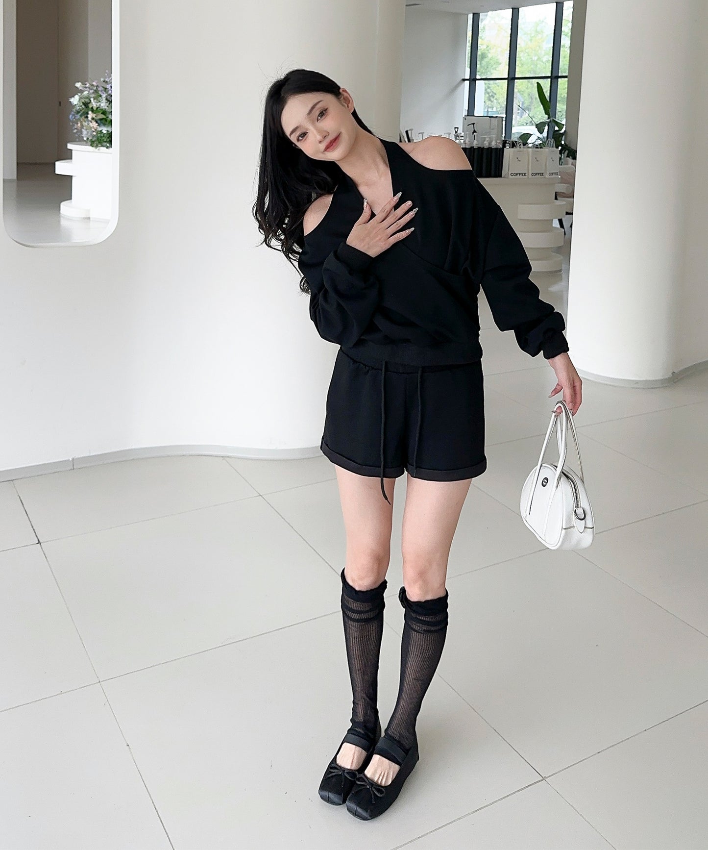 【Jasmine】肩見せスウェット+ウェットショートパンツ