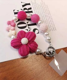 【HOOK】for　girls　かわいいパールと花モチーフスマホストラップ