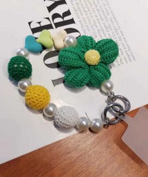 【HOOK】for　girls　かわいいパールと花モチーフスマホストラップ