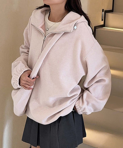 大きめフード付きハーフジップパーカー
