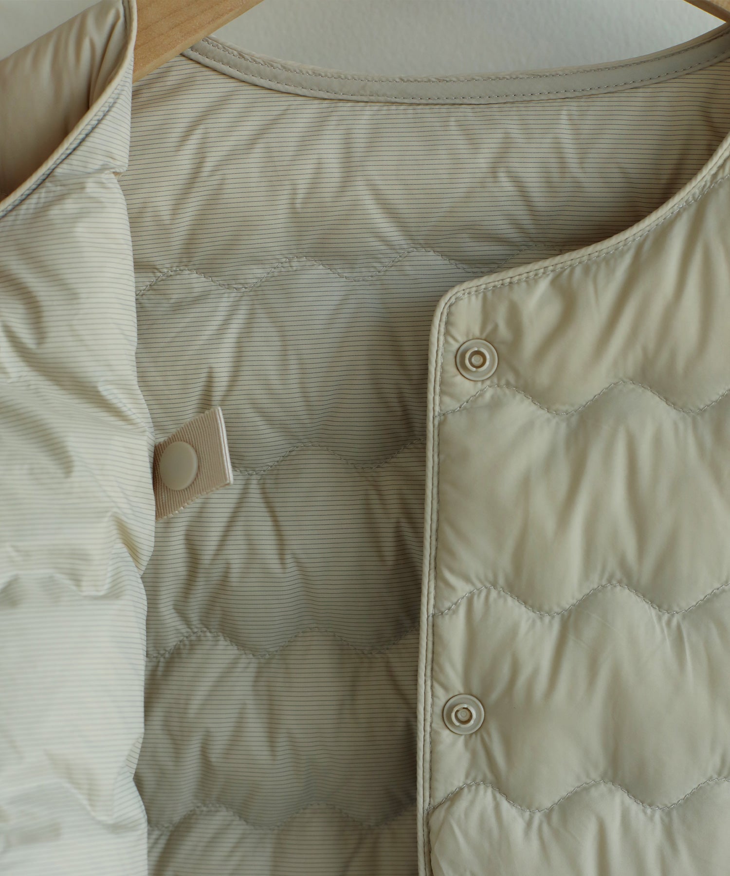 【DECADE】ラウンドネックダウンジャケット