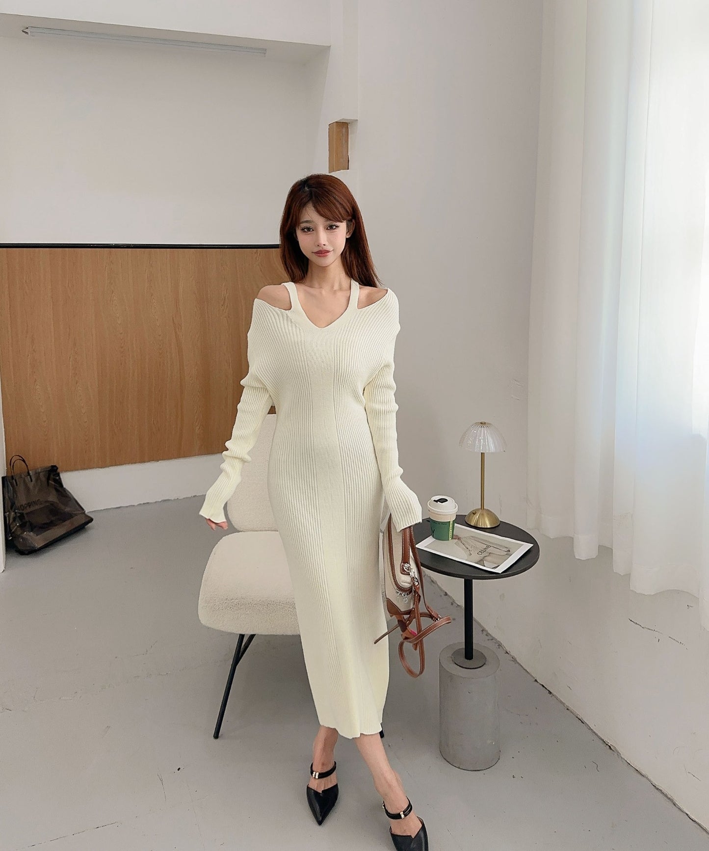 【Jasmine】カットアウトデザインニットワンピース