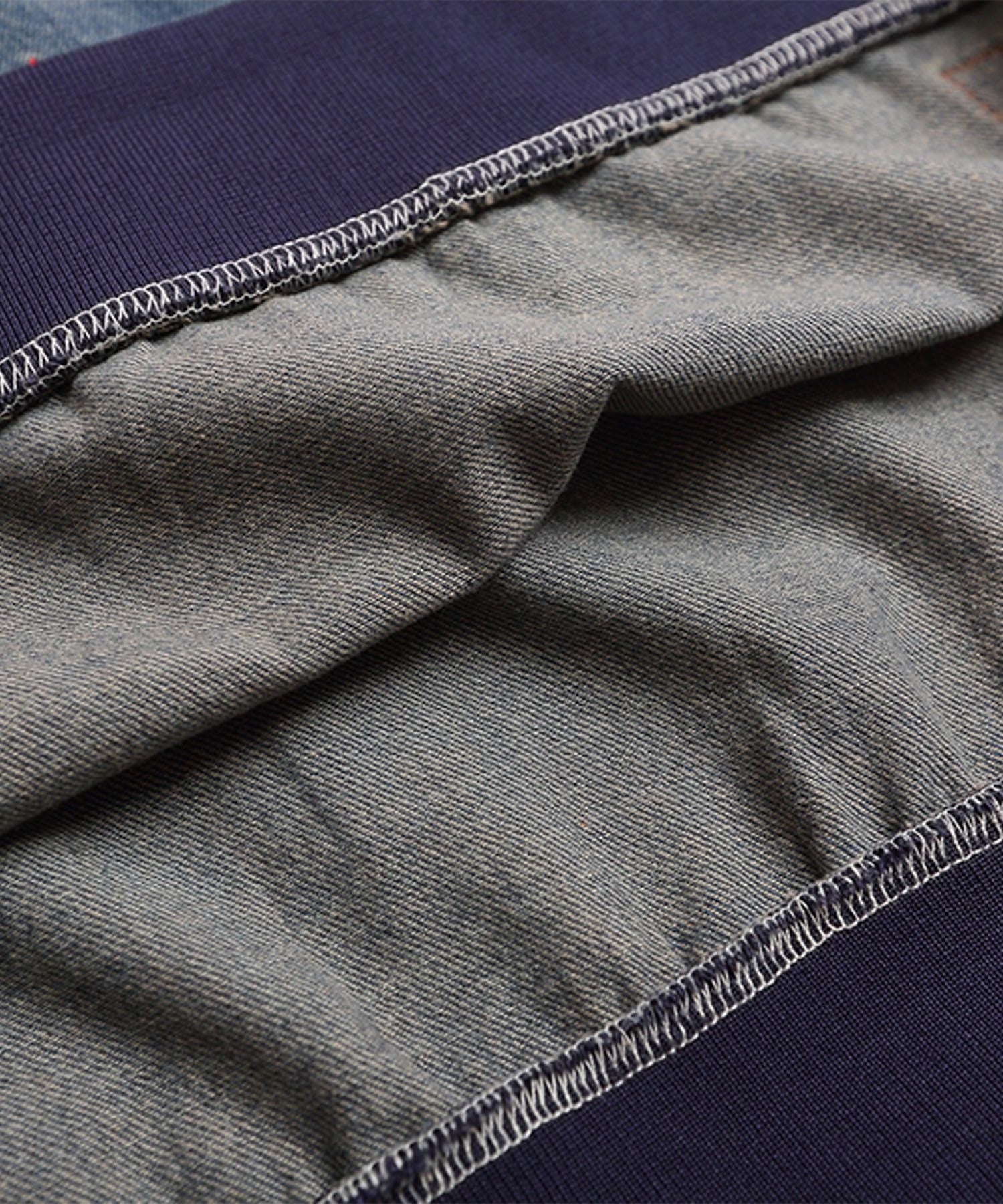 ヴィンテージ風 デニム Vネックトレーナー