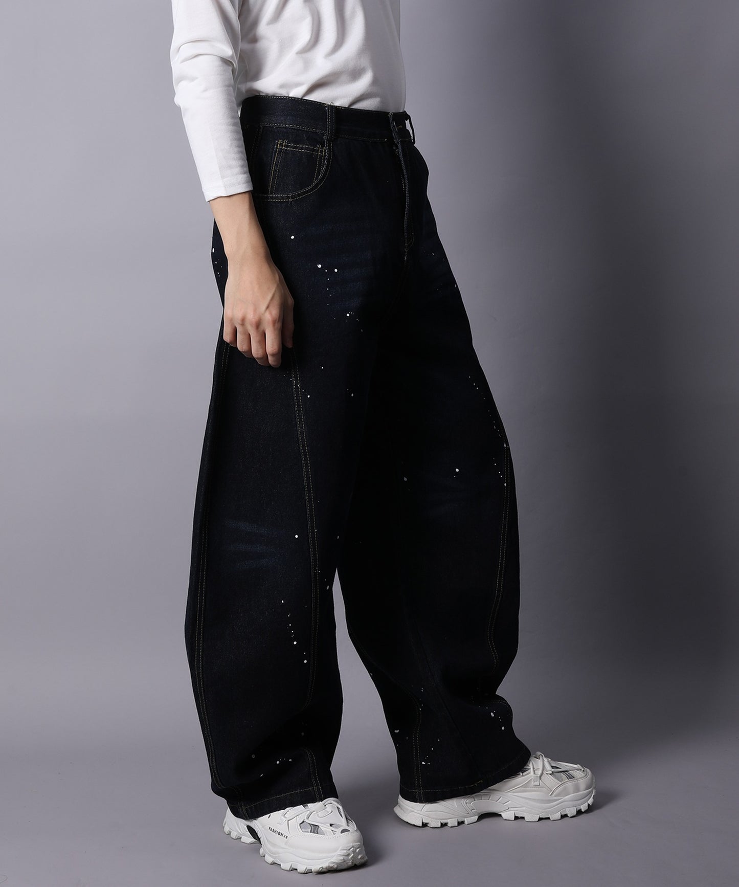 コクーン ペンキ加工 デニムパンツ