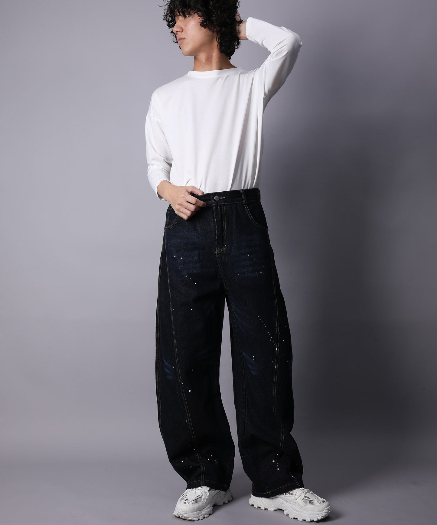 コクーン ペンキ加工 デニムパンツ