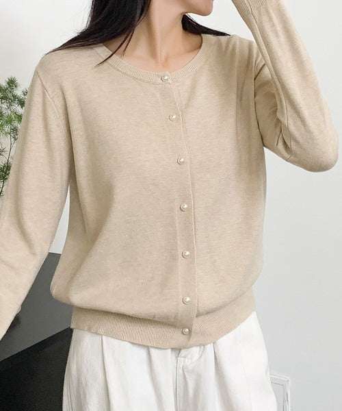 パールボタンカーディガン
