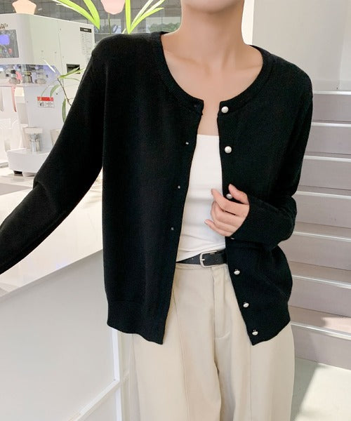 パールボタンカーディガン
