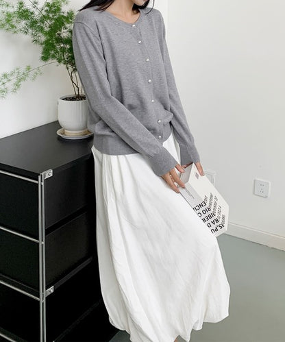 パールボタンカーディガン