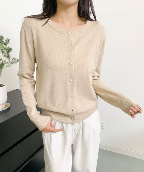 パールボタンカーディガン