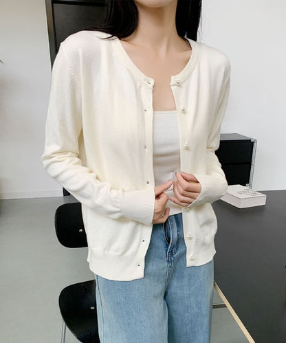 パールボタンカーディガン