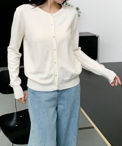 パールボタンカーディガン