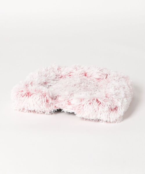 Fluffy sofa-style pet bed