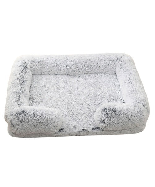 Fluffy sofa-style pet bed