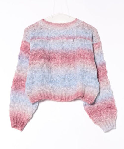 グラデーションケーブル編みニットプルオーバー