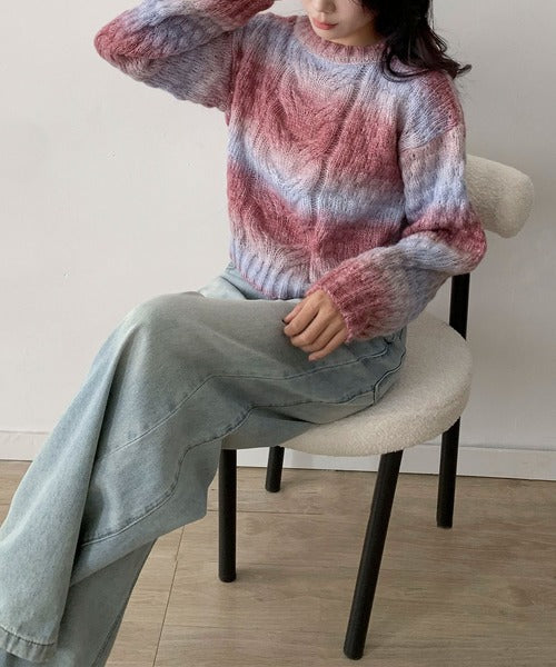 グラデーションケーブル編みニットプルオーバー