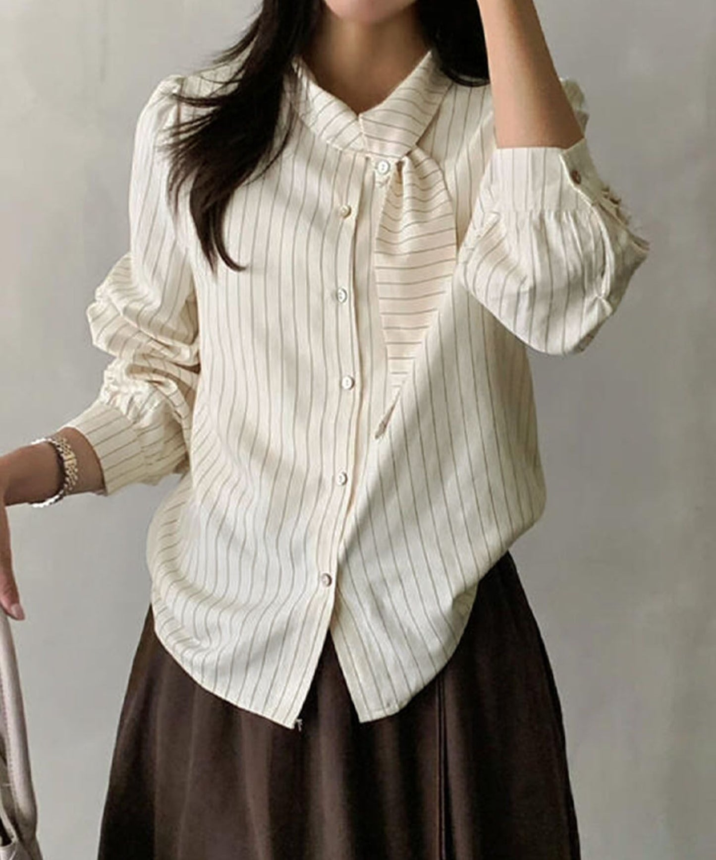 フェミニンリボンストライプシャツブラウス