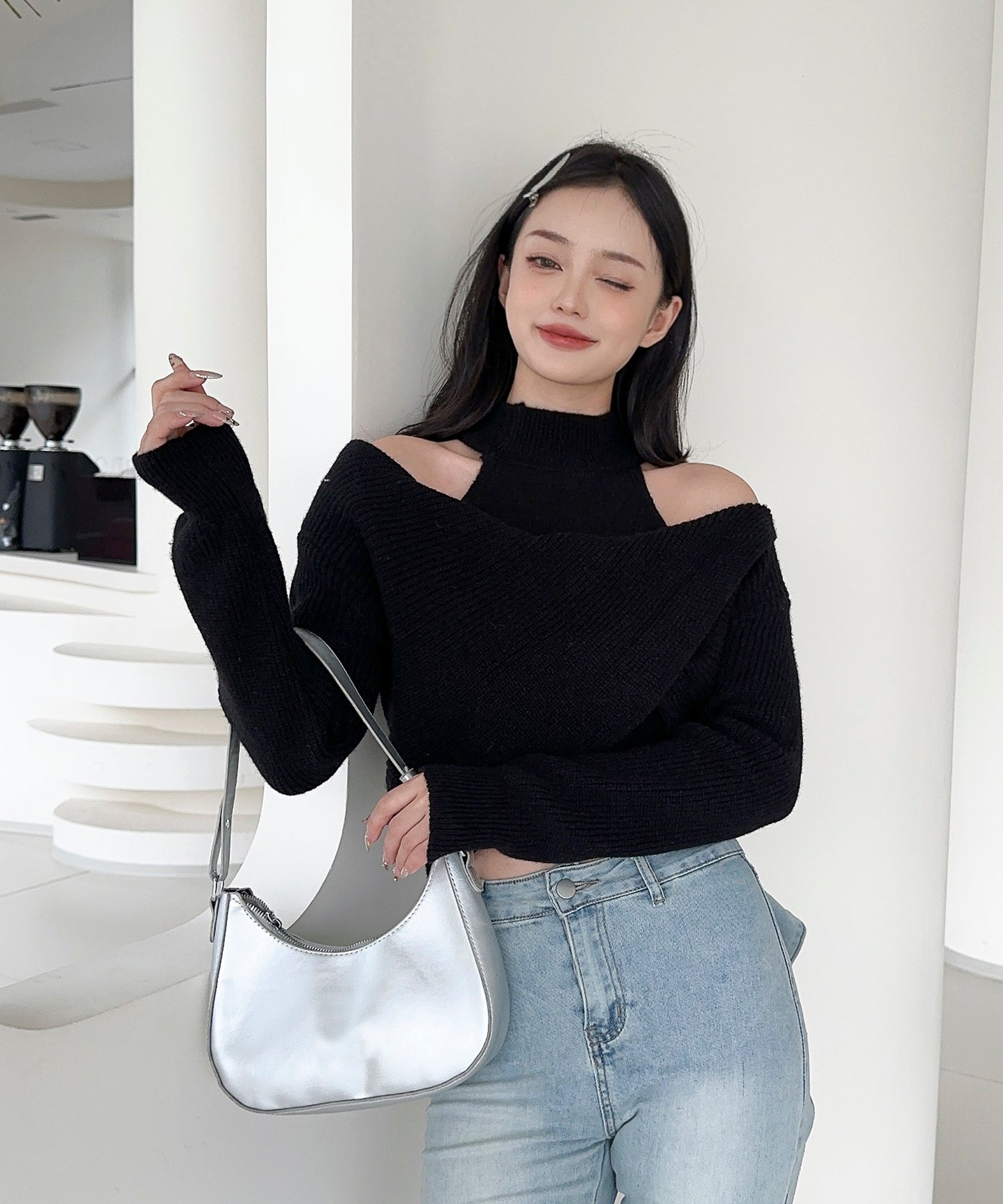 【Jasmine】ハイネック肩見せニットプルオーバー