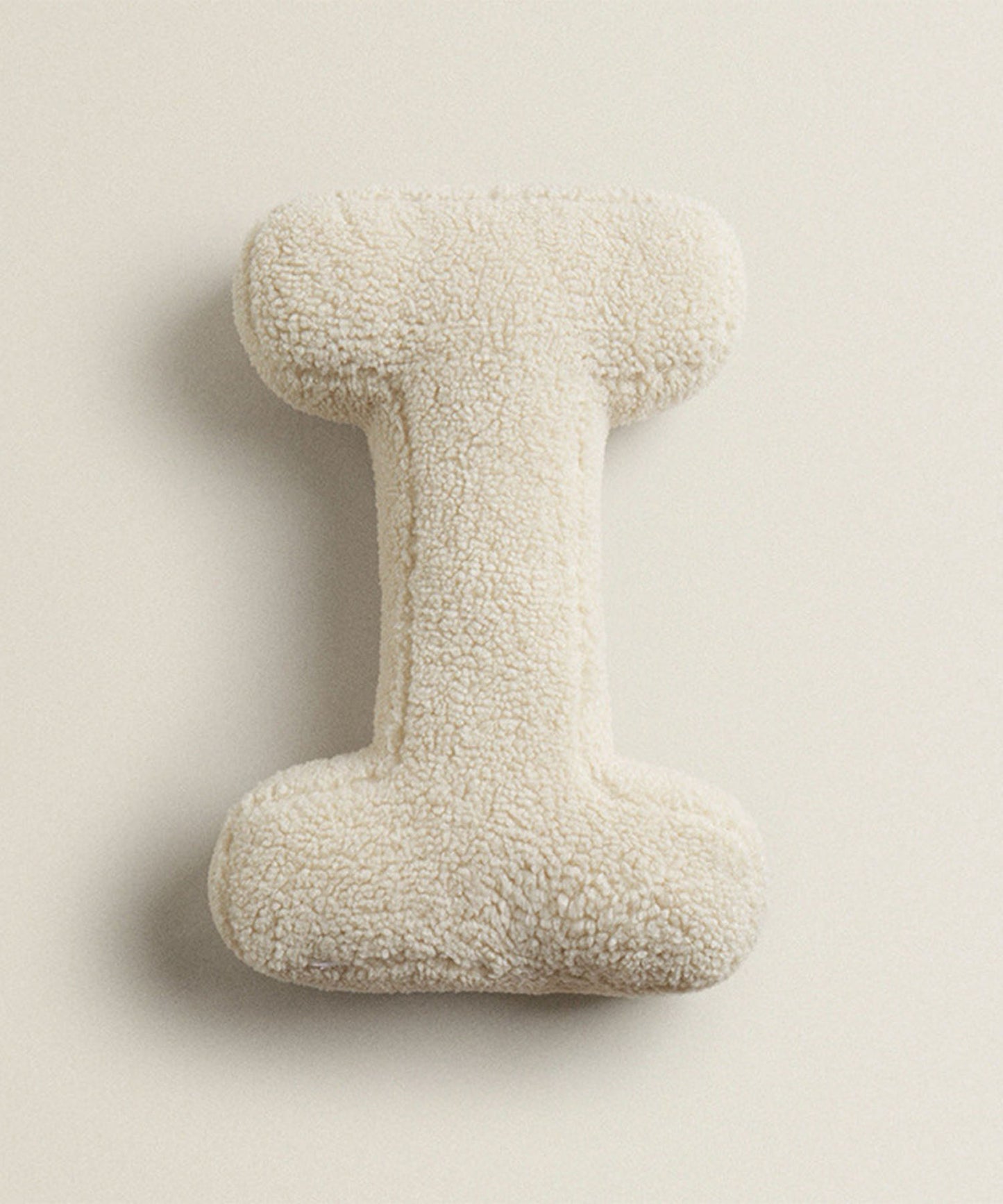 アルファベットイニシャルクッション