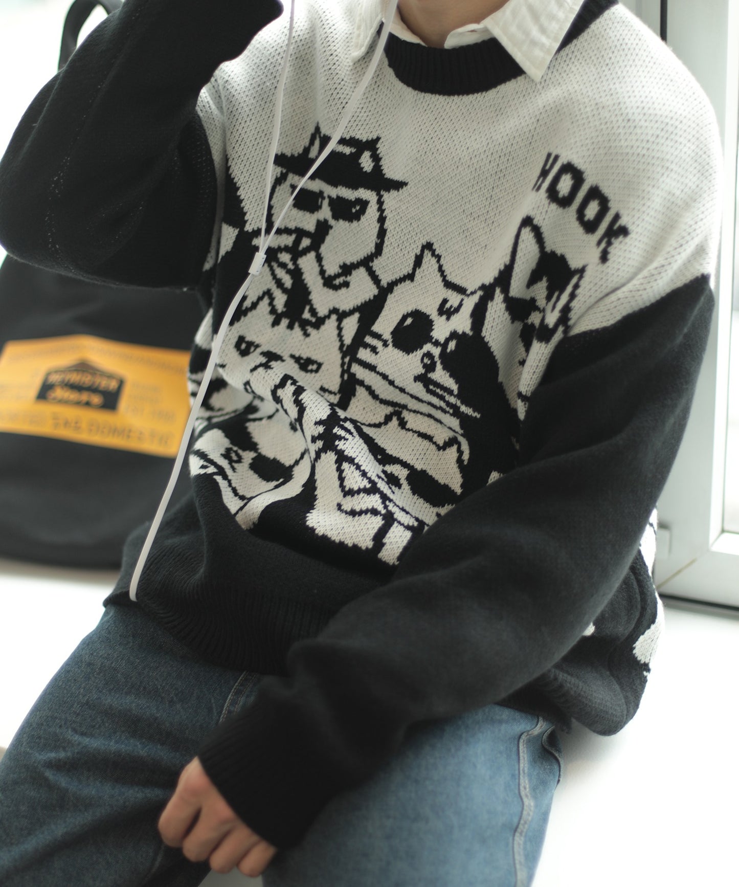 [HOOK -original-] Super cute Meow Meow Mafia all over pattern knit