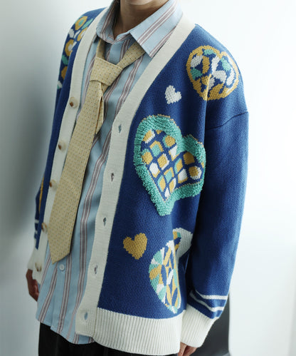 [HOOK -original-] Retro-style Sagara embroidery heart pattern V-neck cardigan