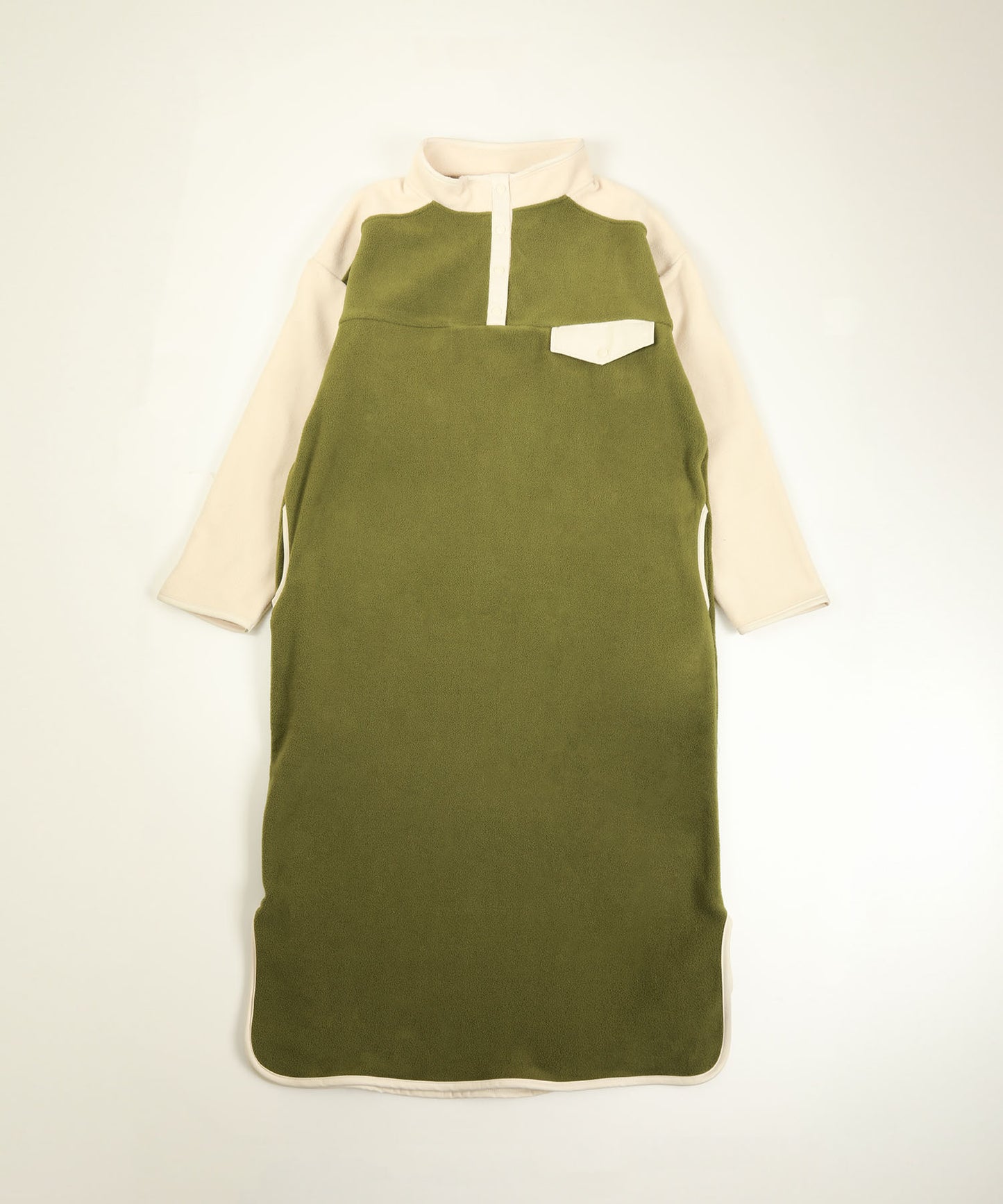 Bicolor fleece dress