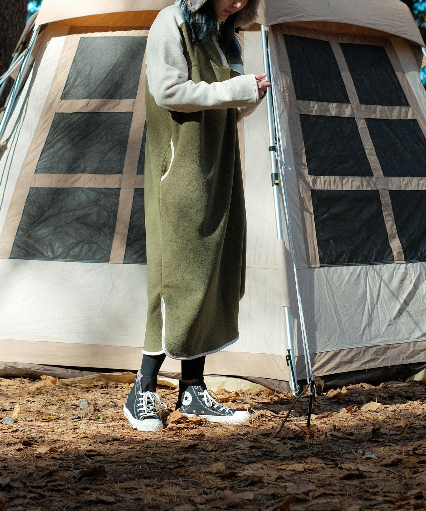 Bicolor fleece dress