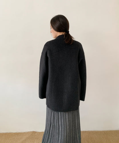 DECADE CLASSIC ノーカラーリバーウールコート