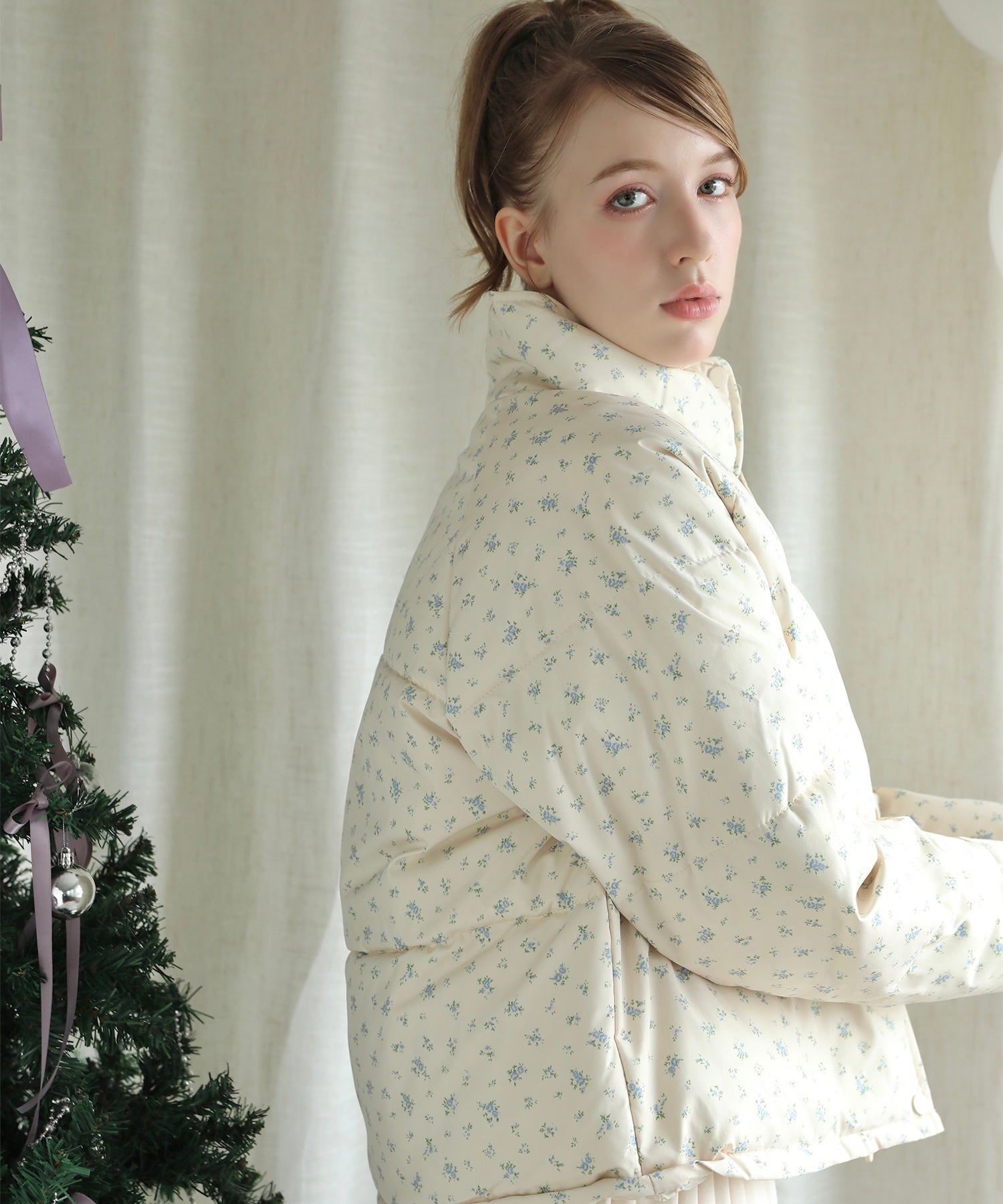 【Jasmine】花柄スタンドカラーダウンジャケットショート丈