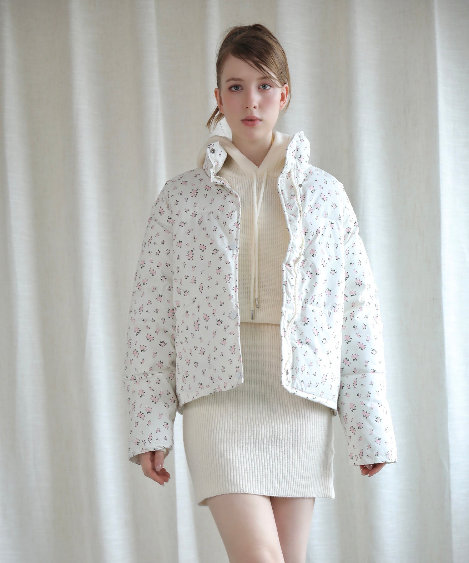 【Jasmine】花柄スタンドカラーダウンジャケットショート丈