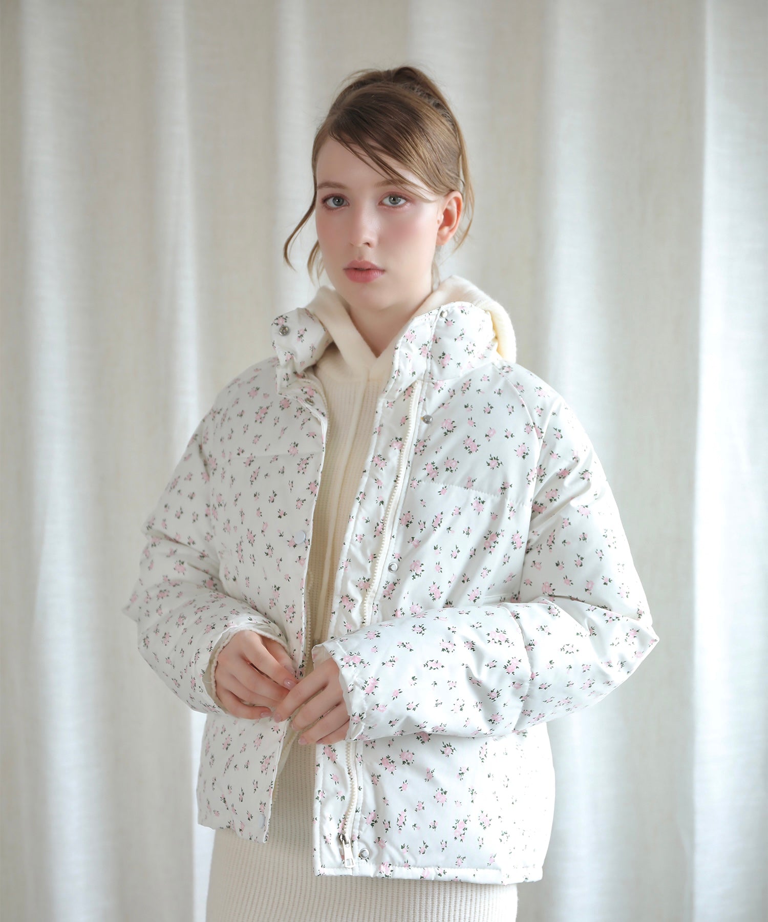 【Jasmine】花柄スタンドカラーダウンジャケットショート丈