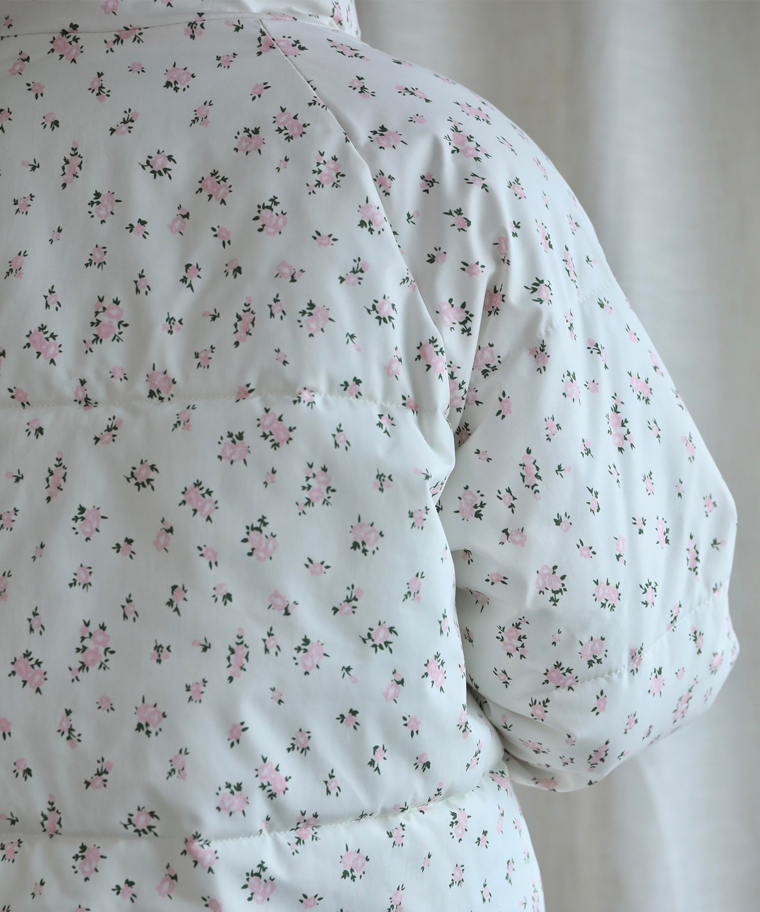 【Jasmine】花柄スタンドカラーダウンジャケットショート丈