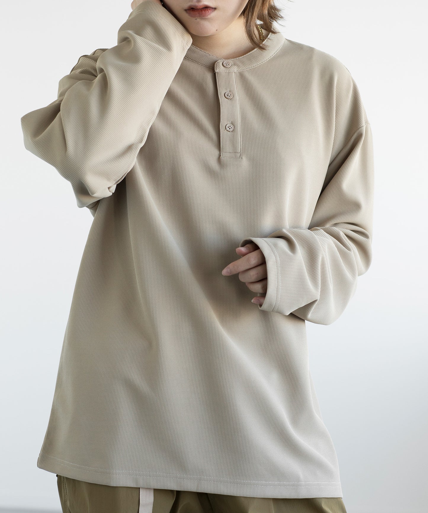 【aimoha MEN】HENLEY NECK PULLOVER ヘンリーネックプルオーバー