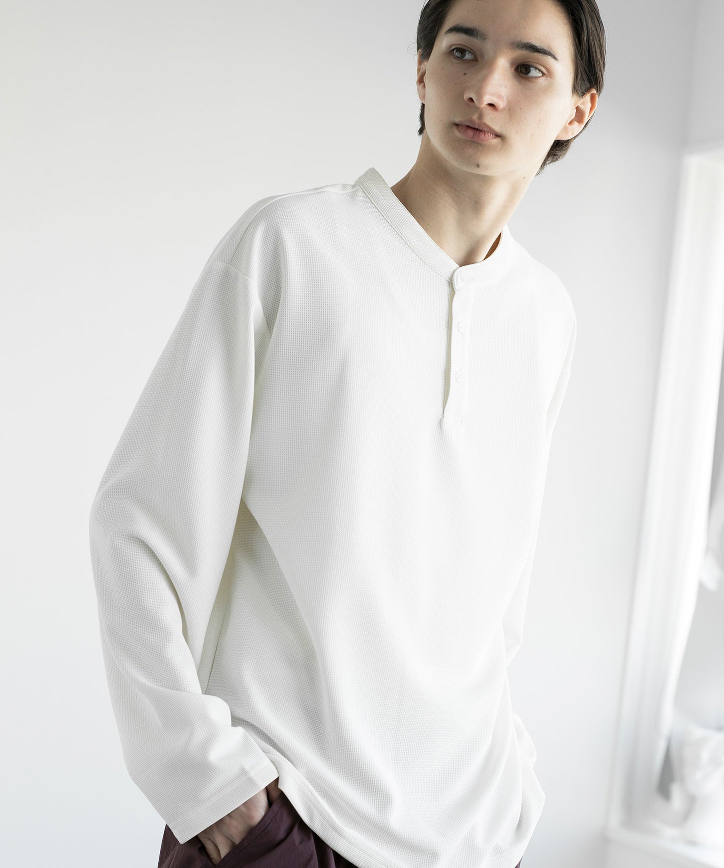 【aimoha MEN】HENLEY NECK PULLOVER ヘンリーネックプルオーバー