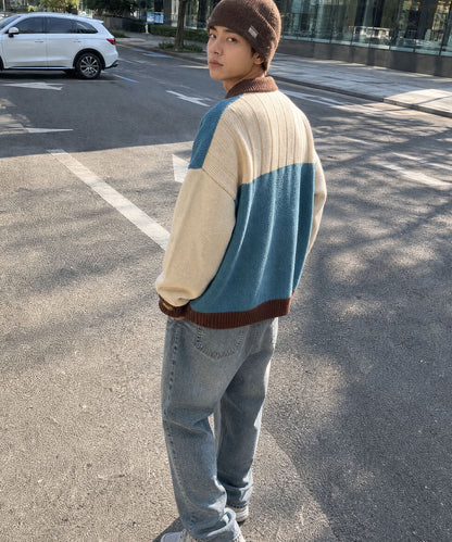 [HOOK] Vintage clothing style character embroidery switching polo knit