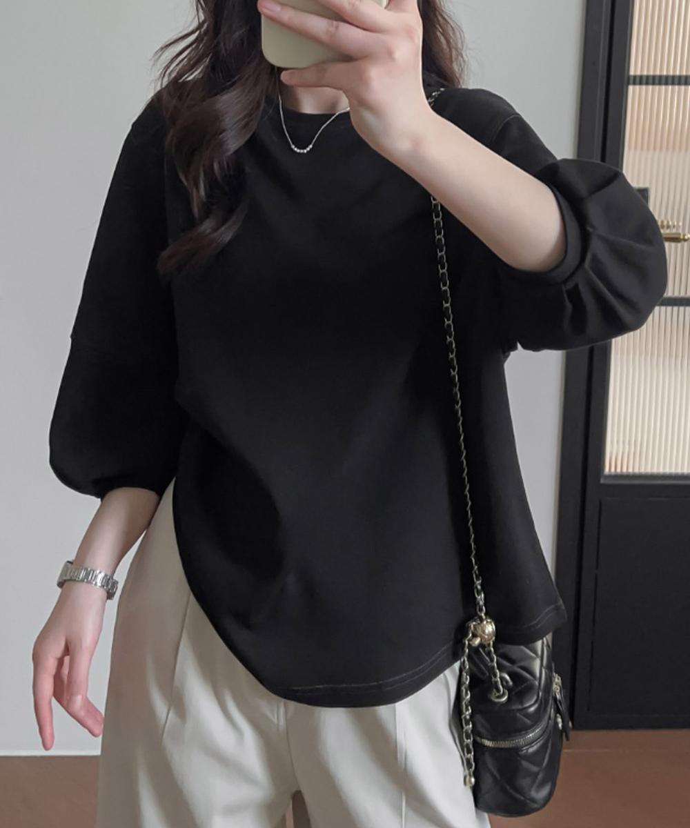 ステッチラインデザインTシャツ