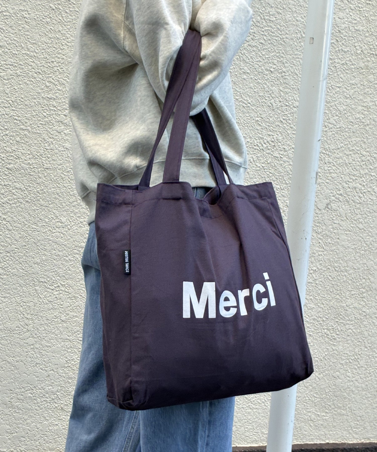 merciロゴトートバッグ – 《公式》moremore（モアモア）