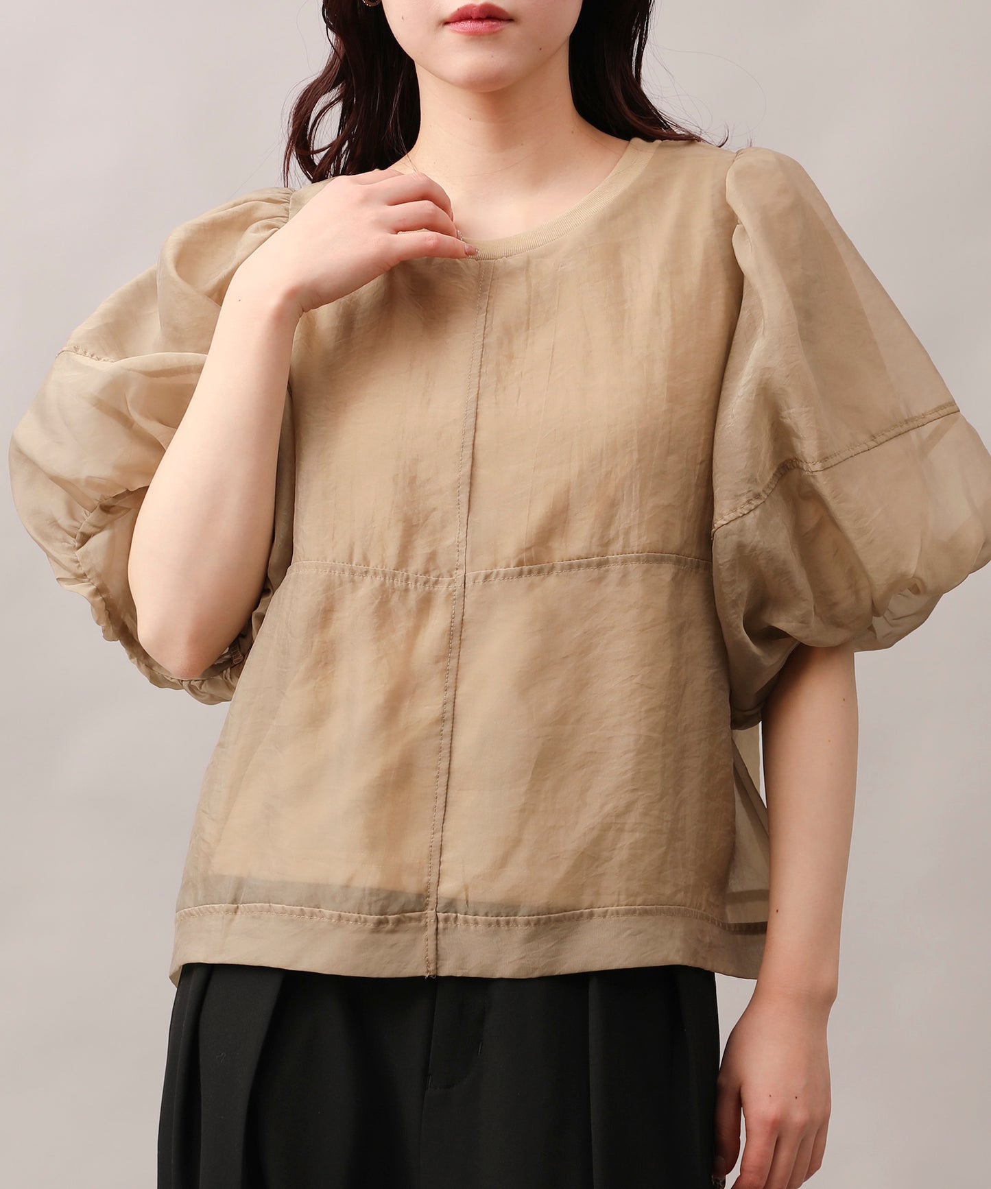 シアーシンプルトップス