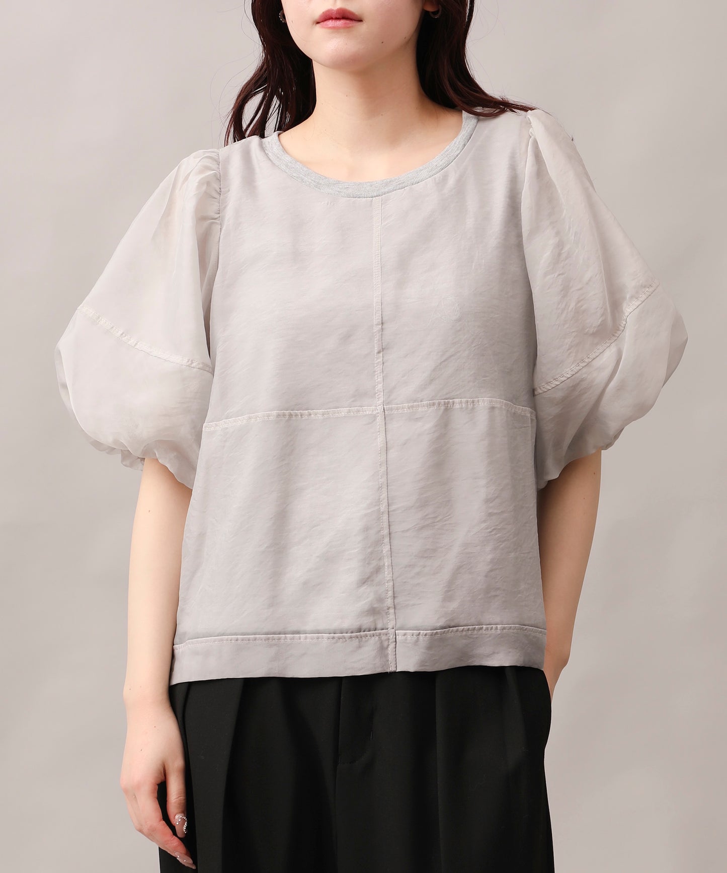 シアーシンプルトップス