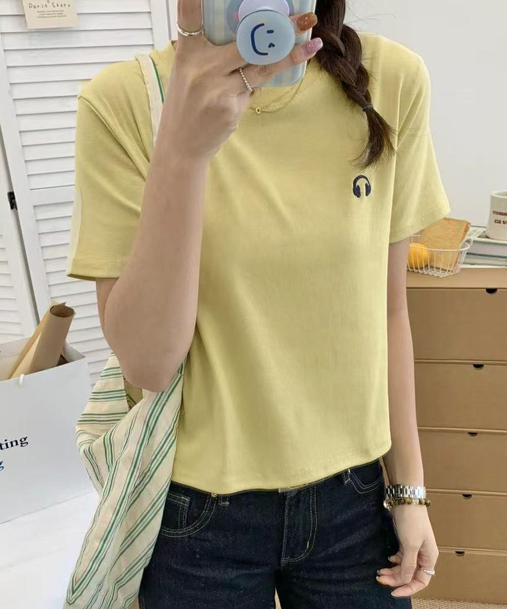 ワンポイント刺繍入りベーシックTシャツ