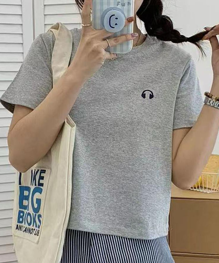 ワンポイント刺繍入りベーシックTシャツ