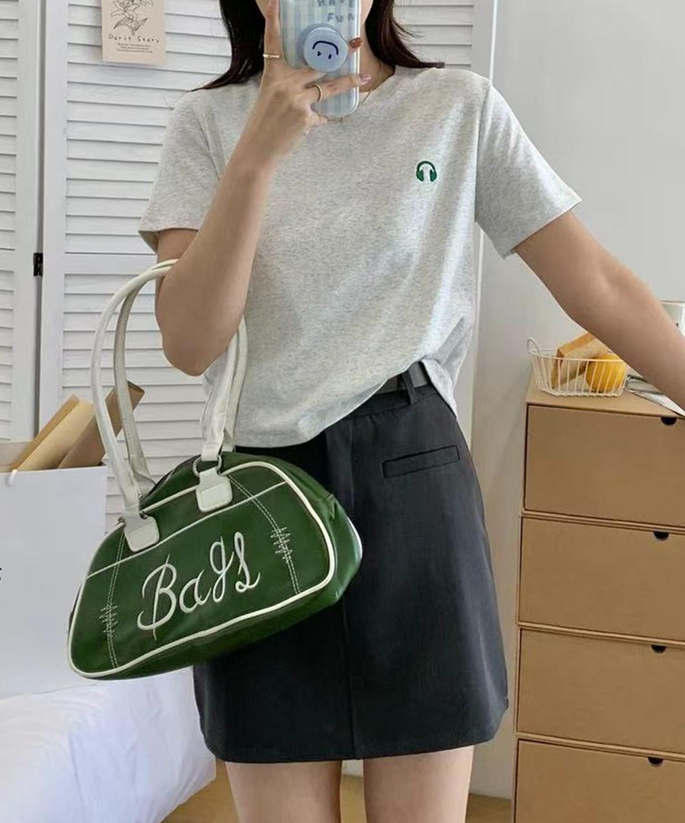 ワンポイント刺繍入りベーシックTシャツ