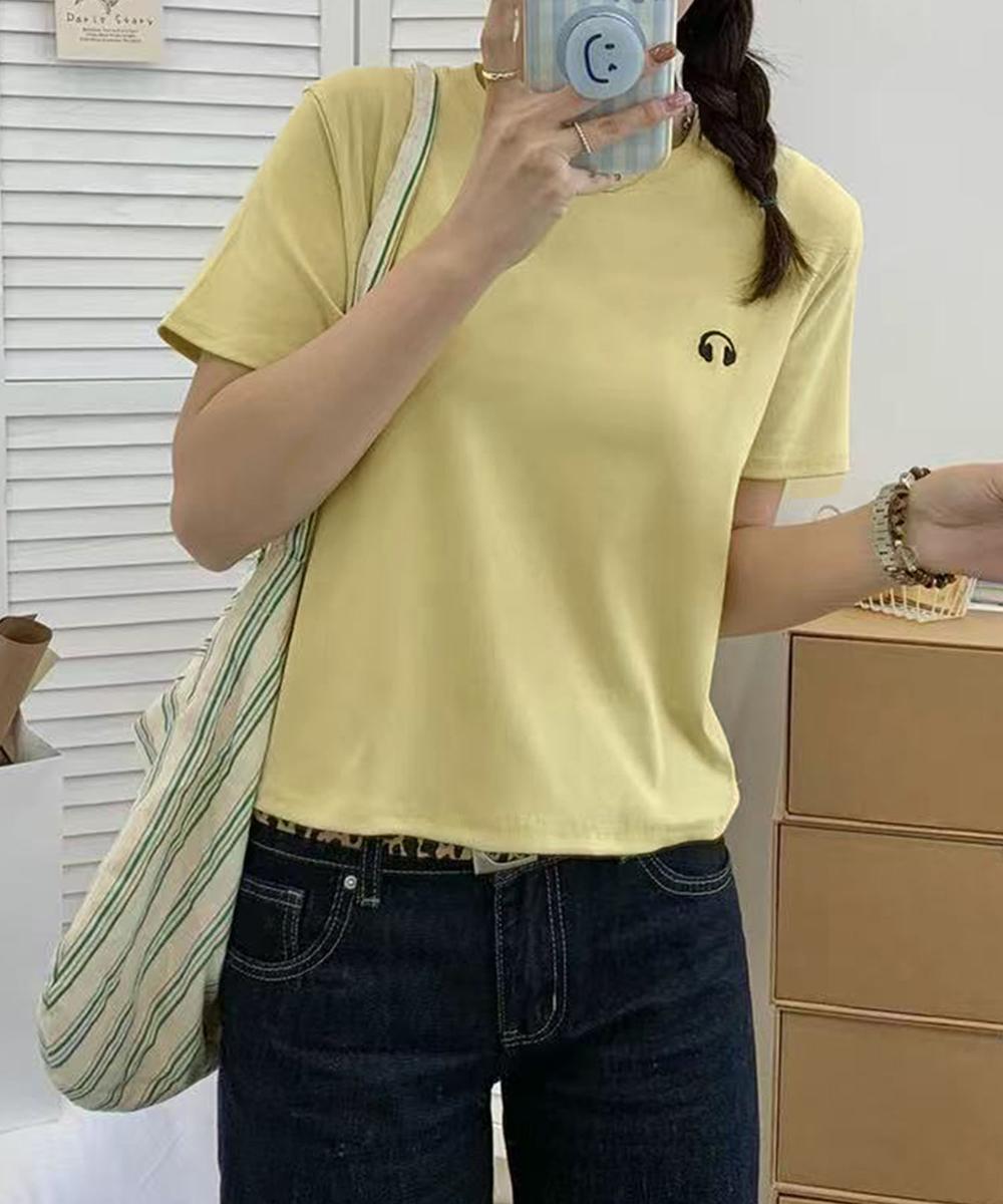 ワンポイント刺繍入りベーシックTシャツ