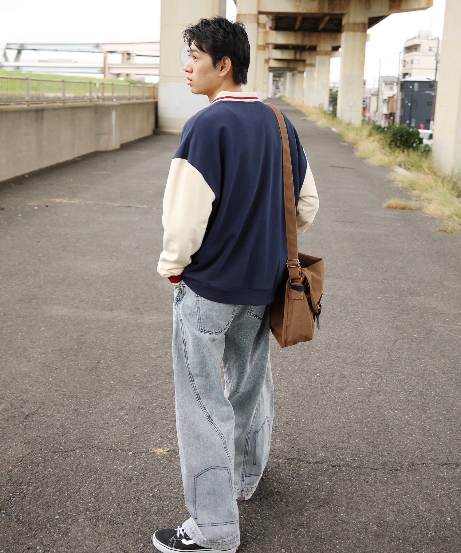 HOOK -original-　海賊わんちゃん刺繍ポロ襟スウェット