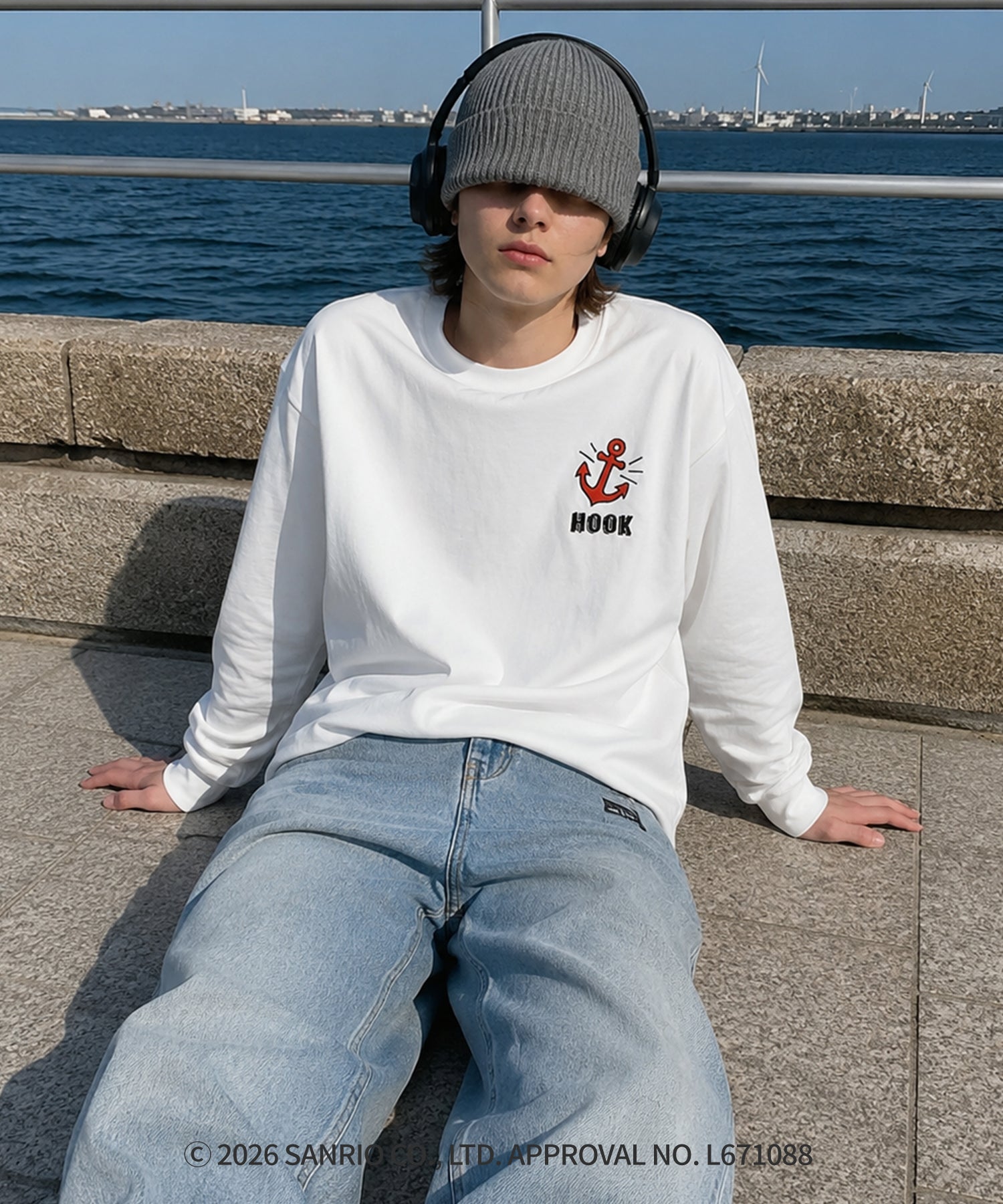 HOOK -original-　サンリオキャラクターズ コラボ バックプリントロンTEE