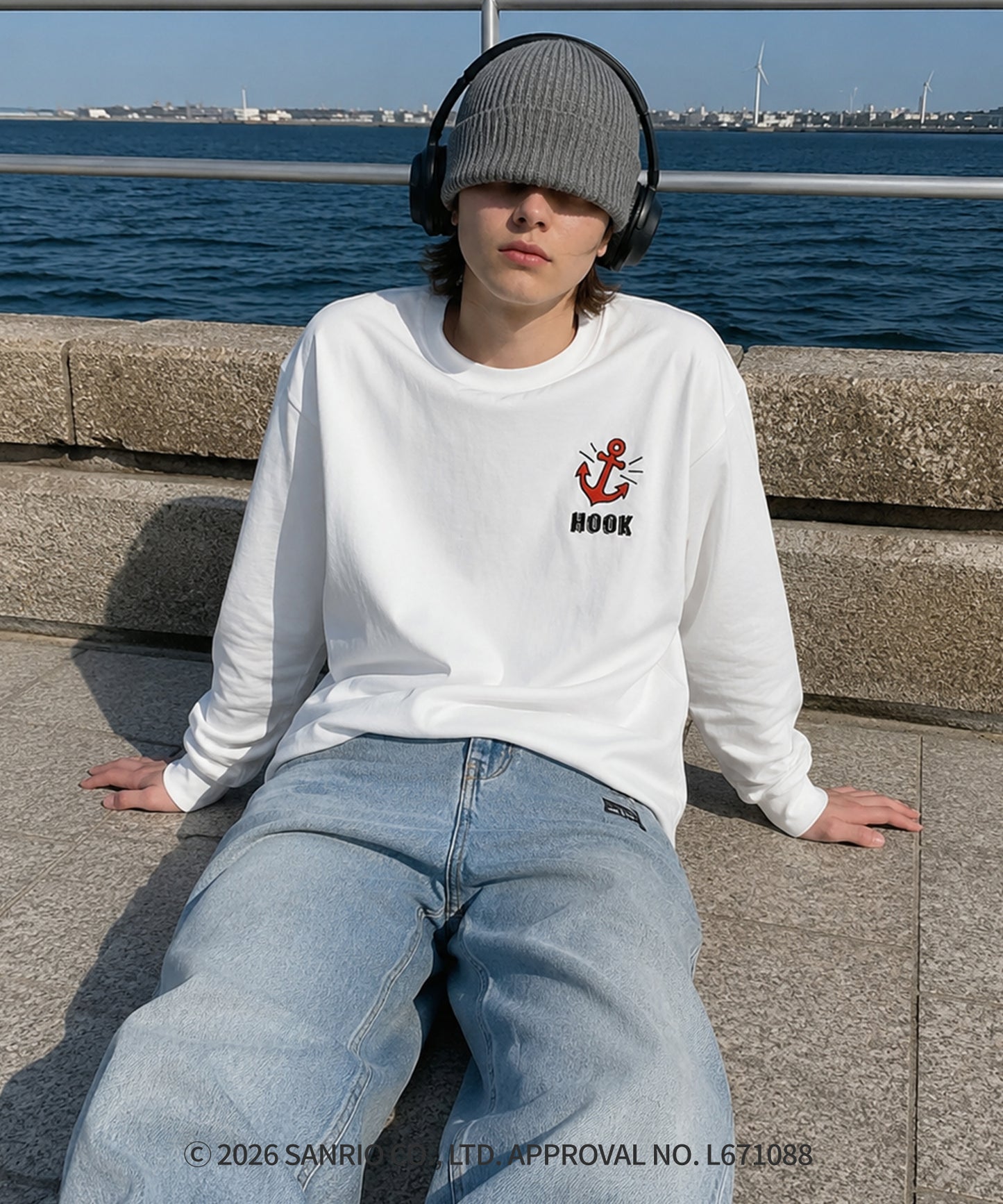 HOOK -original-　サンリオキャラクターズ コラボ バックプリントロンTEE